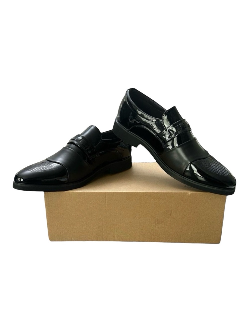 Men's Black Slip On Dress Shoes Loafers Mixed Media Matte Patent Sz 43 US 9.5